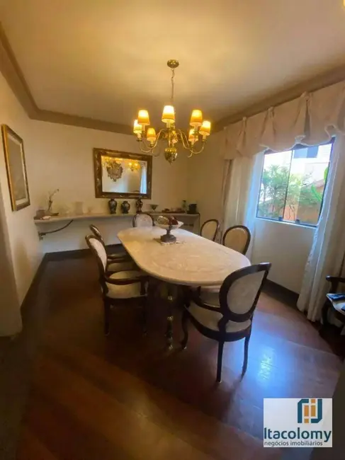 Foto 3 de Casa de Condomínio com 4 quartos à venda, 560m2 em Barueri - SP