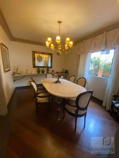 Casa de Condomínio com 4 quartos à venda, 560m2 em Barueri - SP - imagem 3 Foto 3 de Casa de Condomínio com 4 quartos à venda, 560m2 em Barueri - SP