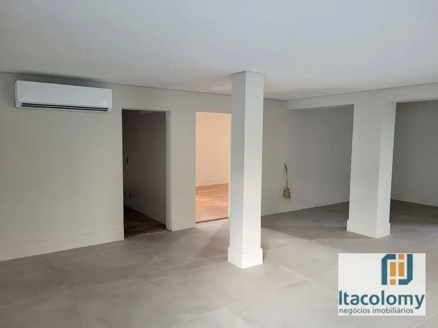 Casa de Condomínio com 5 quartos à venda, 990m2 em Barueri - SP - imagem 5 Foto 5 de Casa de Condomínio com 5 quartos à venda, 990m2 em Barueri - SP