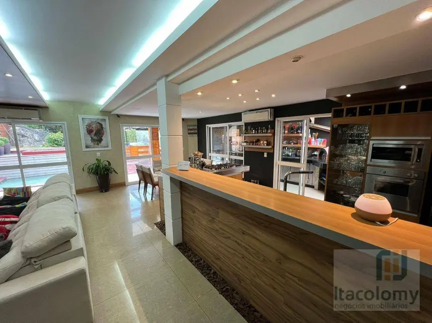 Foto 8 de Casa de Condomínio com 3 quartos à venda, 236m2 em Tamboré, Santana De Parnaiba - SP