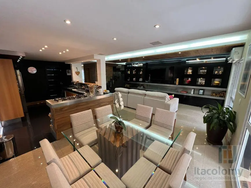 Foto 4 de Casa de Condomínio com 3 quartos à venda, 236m2 em Tamboré, Santana De Parnaiba - SP