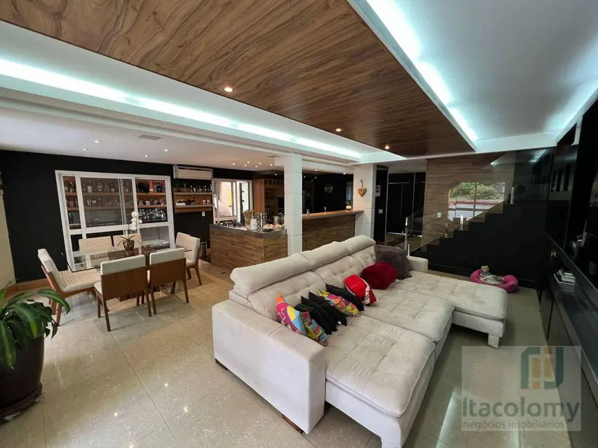 Foto 2 de Casa de Condomínio com 3 quartos à venda, 236m2 em Tamboré, Santana De Parnaiba - SP