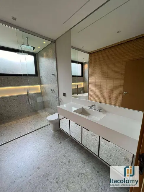 Foto 6 de Casa de Condomínio com 4 quartos à venda e para alugar, 840m2 em Barueri - SP