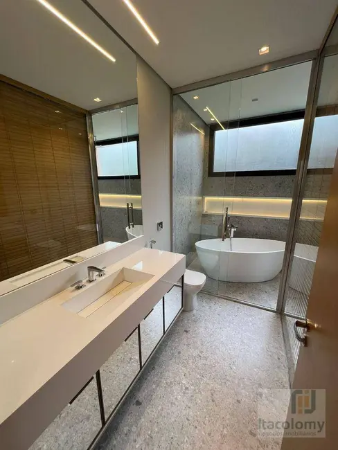 Foto 5 de Casa de Condomínio com 4 quartos à venda e para alugar, 840m2 em Barueri - SP