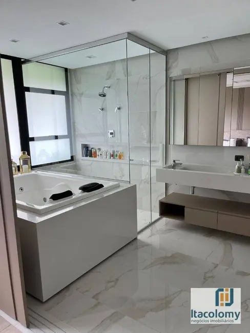 Foto 8 de Casa com 4 quartos à venda, 533m2 em Riviera de São Lourenço, Bertioga - SP