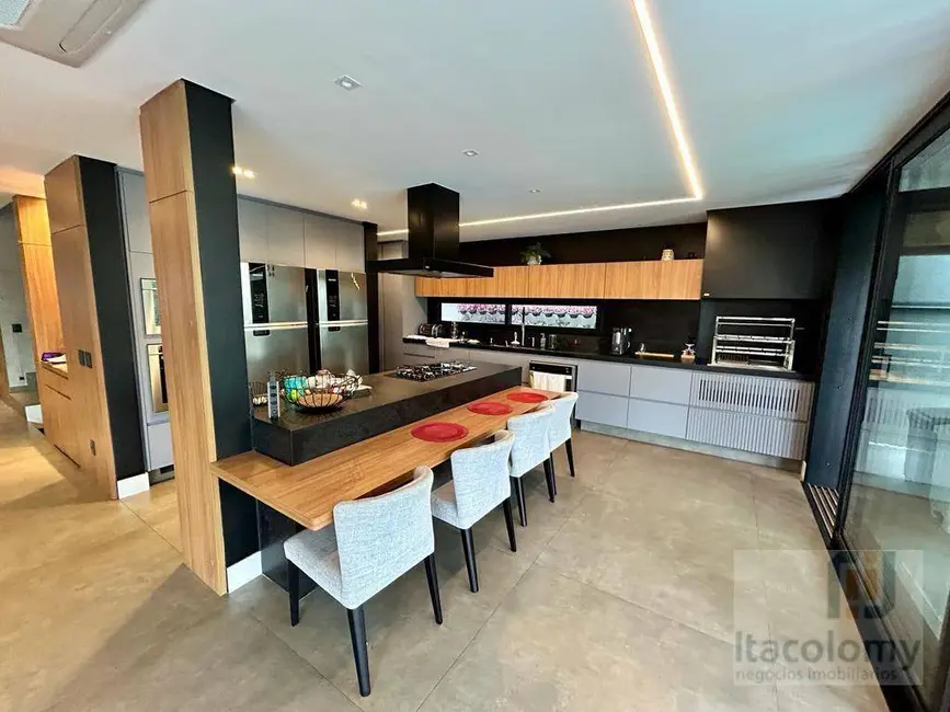 Foto 2 de Casa de Condomínio com 5 quartos à venda, 420m2 em Tamboré, Santana De Parnaiba - SP