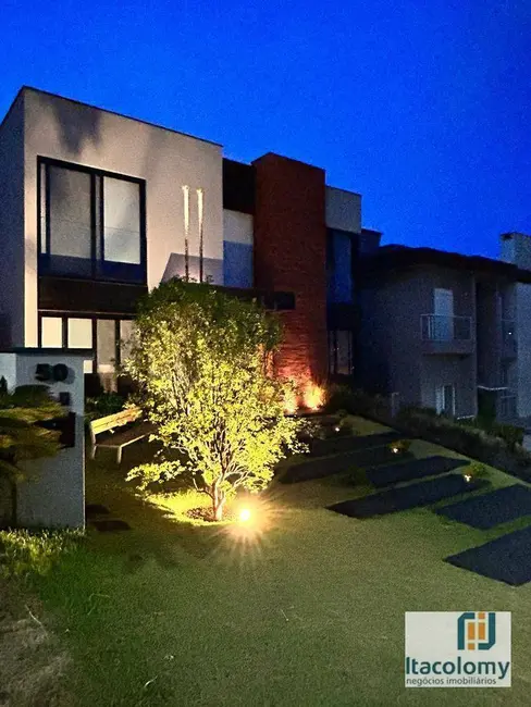 Casa de Condomínio com 5 quartos à venda, 420m2 em Tamboré, Santana De Parnaiba - SP - imagem 4 Foto 4 de Casa de Condomínio com 5 quartos à venda, 420m2 em Tamboré, Santana De Parnaiba - SP