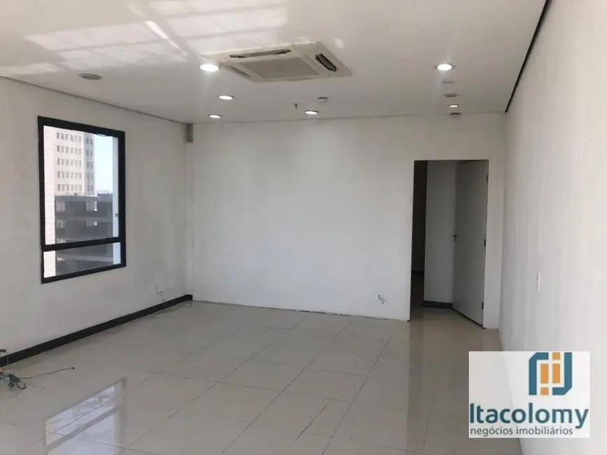 Foto 2 de Sala Comercial à venda, 55m2 em Alphaville Industrial, Barueri - SP