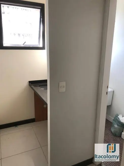 Foto 3 de Sala Comercial à venda, 55m2 em Alphaville Industrial, Barueri - SP