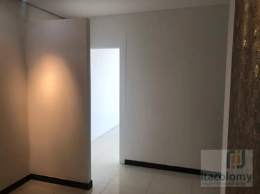 Foto 5 de Sala Comercial à venda, 55m2 em Alphaville Industrial, Barueri - SP