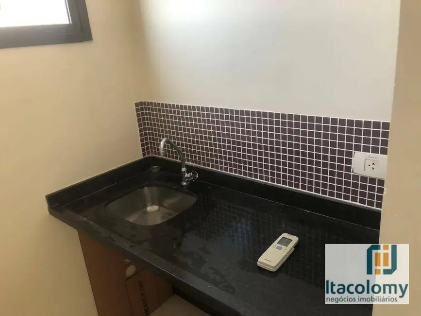 Foto 7 de Sala Comercial à venda, 55m2 em Alphaville Industrial, Barueri - SP