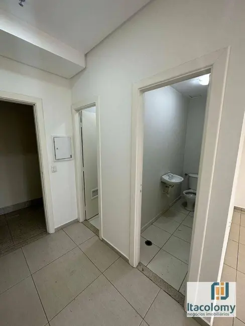 Foto 6 de Sala Comercial à venda, 51m2 em Alphaville Industrial, Barueri - SP