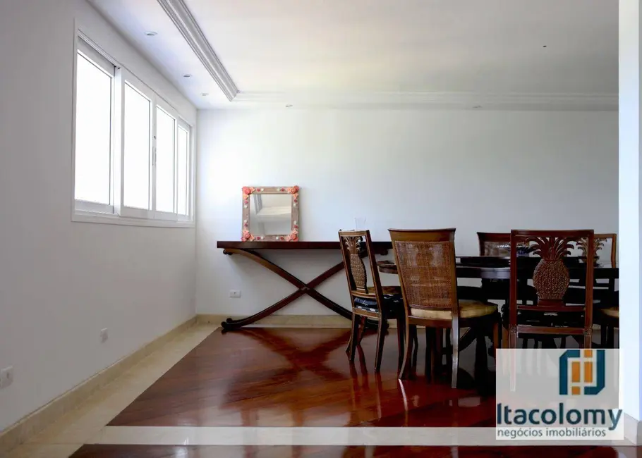 Foto 7 de Casa de Condomínio com 6 quartos à venda e para alugar, 2500m2 em Santana De Parnaiba - SP