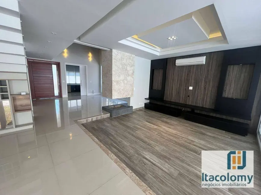 Casa de Condomínio com 4 quartos à venda e para alugar, 420m2 em Tamboré, Barueri - SP - imagem 9 Foto 9 de Casa de Condomínio com 4 quartos à venda e para alugar, 420m2 em Tamboré, Barueri - SP