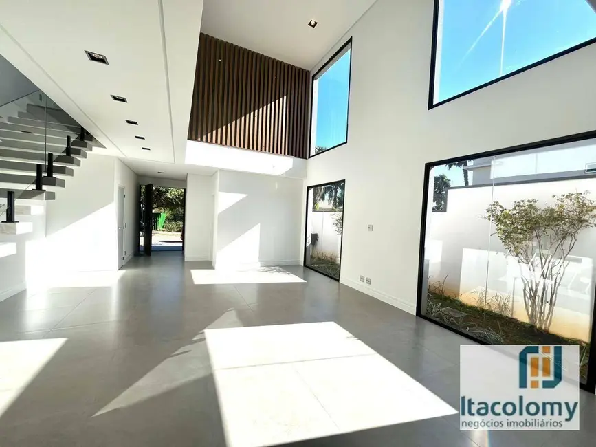 Foto 2 de Casa de Condomínio com 4 quartos à venda, 465m2 em Santana De Parnaiba - SP