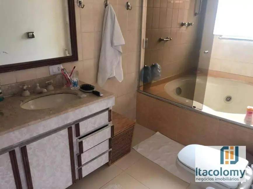 Foto 9 de Casa de Condomínio com 4 quartos à venda, 958m2 em Barueri - SP