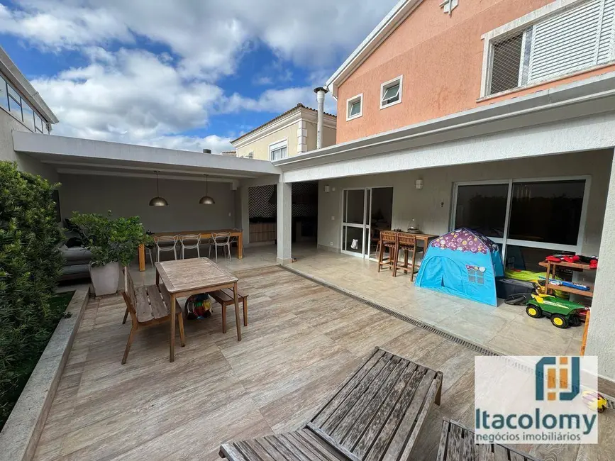 Foto 2 de Casa de Condomínio com 3 quartos à venda, 236m2 em Tamboré, Santana De Parnaiba - SP