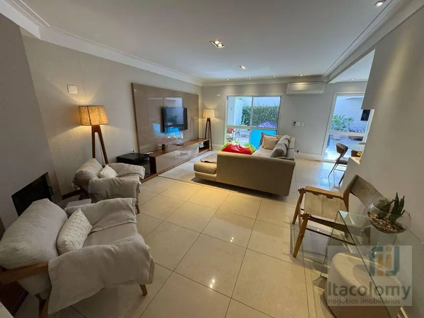 Foto 3 de Casa de Condomínio com 3 quartos à venda, 236m2 em Tamboré, Santana De Parnaiba - SP