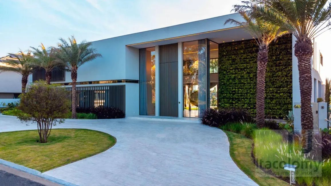 Casa de Condomínio com 6 quartos à venda, 3323m2 em Tamboré, Santana De Parnaiba - SP - imagem 1 Foto 1 de Casa de Condomínio com 6 quartos à venda, 3323m2 em Tamboré, Santana De Parnaiba - SP