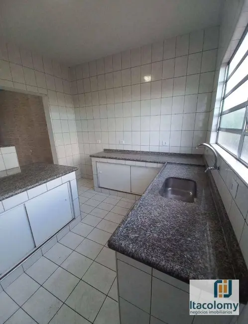 Foto 8 de Casa com 4 quartos à venda, 214m2 em Jardim Regina Alice, Barueri - SP