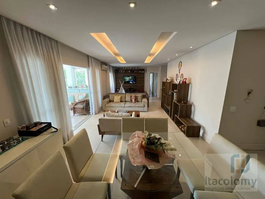 Foto 7 de Apartamento com 3 quartos à venda, 158m2 em Santana De Parnaiba - SP