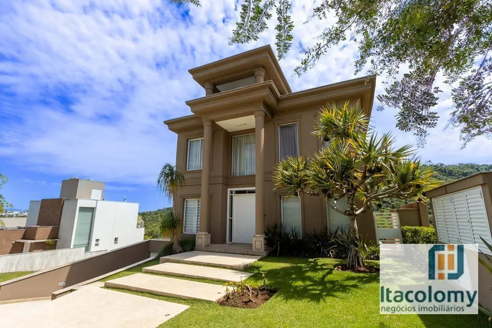 Casa de Condomínio com 5 quartos à venda, 490m2 em Santana De Parnaiba - SP - imagem 5 Foto 5 de Casa de Condomínio com 5 quartos à venda, 490m2 em Santana De Parnaiba - SP