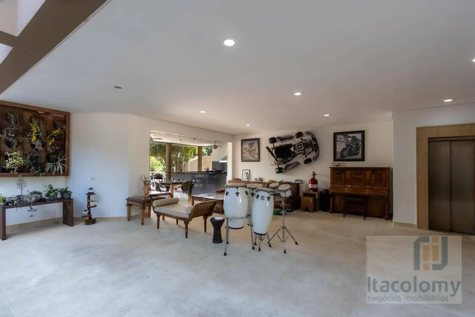 Foto 3 de Casa de Condomínio com 5 quartos à venda, 490m2 em Santana De Parnaiba - SP