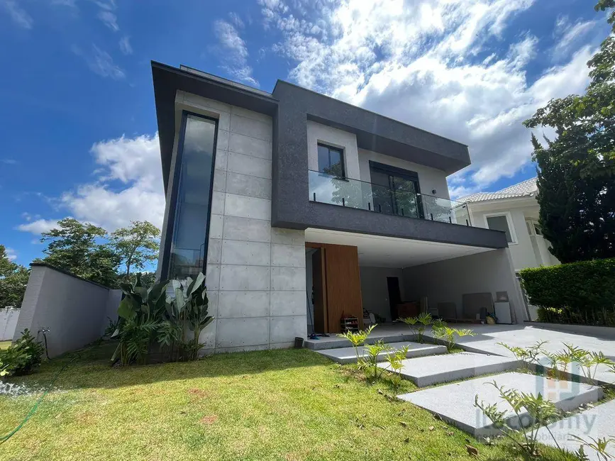 Casa de Condomínio com 5 quartos à venda, 420m2 em Santana De Parnaiba - SP - imagem 1 Foto 1 de Casa de Condomínio com 5 quartos à venda, 420m2 em Santana De Parnaiba - SP