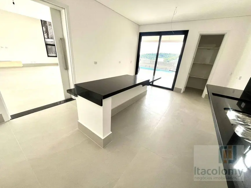 Foto 6 de Casa de Condomínio com 4 quartos à venda, 480m2 em Santana De Parnaiba - SP