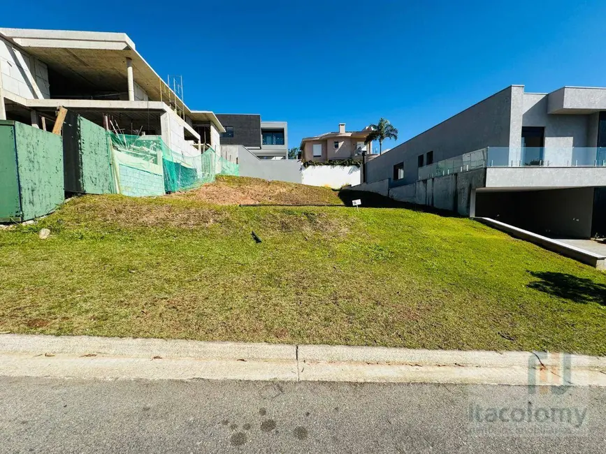 Foto 3 de Terreno / Lote à venda, 450m2 em Santana De Parnaiba - SP