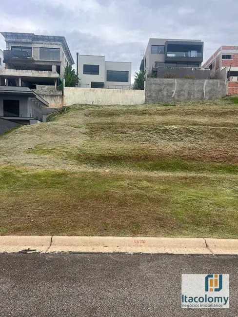 Foto 1 de Terreno / Lote à venda, 551m2 em Santana De Parnaiba - SP