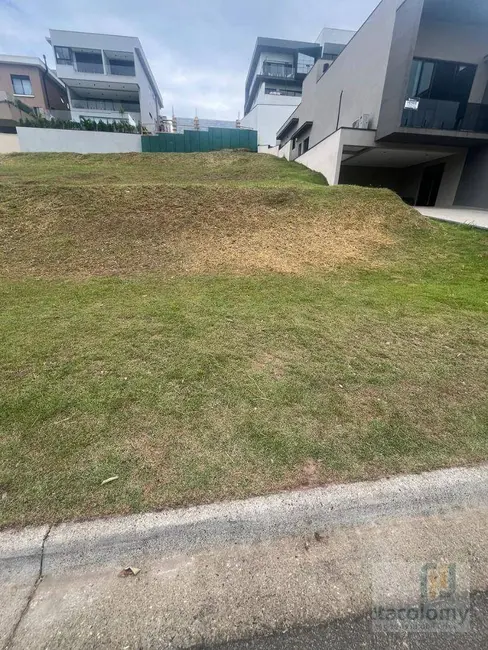 Foto 3 de Terreno / Lote à venda, 490m2 em Santana De Parnaiba - SP