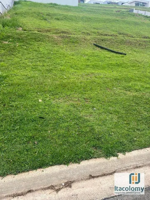 Foto 3 de Terreno / Lote à venda, 644m2 em Santana De Parnaiba - SP