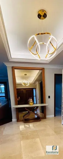 Casa de Condomínio com 4 quartos à venda e para alugar, 640m2 em Barueri - SP - imagem 8 Foto 8 de Casa de Condomínio com 4 quartos à venda e para alugar, 640m2 em Barueri - SP