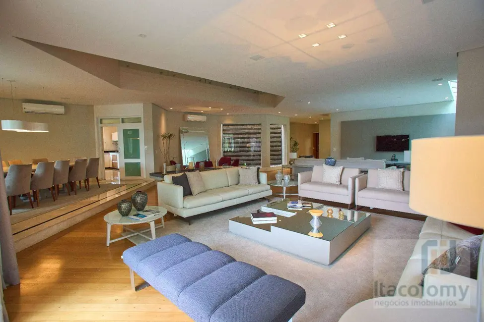 Foto 3 de Casa de Condomínio com 5 quartos à venda, 1049m2 em Tamboré, Santana De Parnaiba - SP