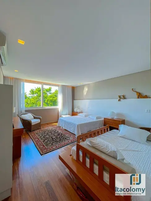 Casa de Condomínio com 4 quartos à venda, 980m2 em Santana De Parnaiba - SP - imagem 6 Foto 6 de Casa de Condomínio com 4 quartos à venda, 980m2 em Santana De Parnaiba - SP