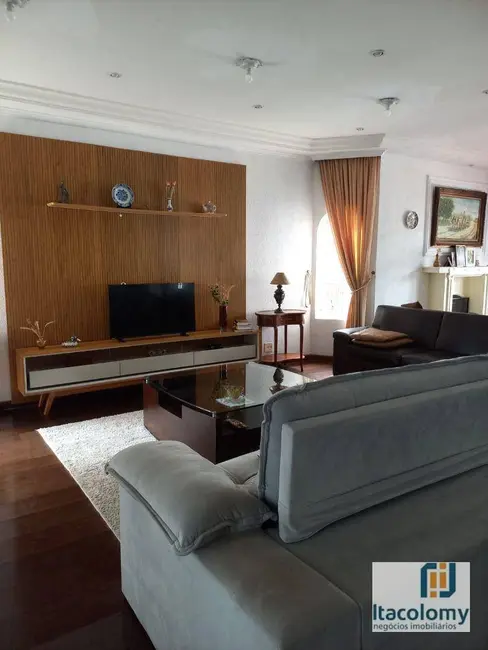 Casa de Condomínio com 4 quartos à venda, 620m2 em Tamboré, Santana De Parnaiba - SP - imagem 3 Foto 3 de Casa de Condomínio com 4 quartos à venda, 620m2 em Tamboré, Santana De Parnaiba - SP