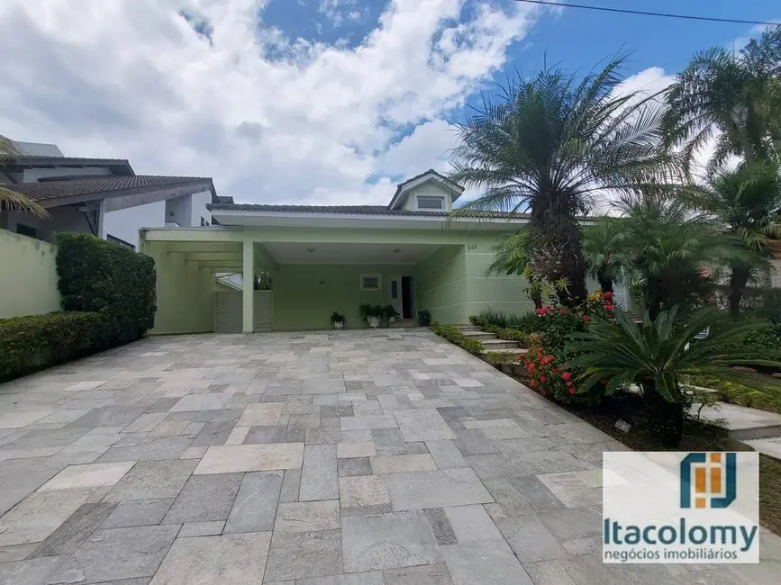 Foto 1 de Casa de Condomínio com 4 quartos para alugar, 600m2 em Santana De Parnaiba - SP