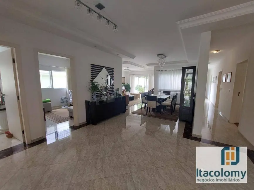 Foto 5 de Casa de Condomínio com 4 quartos para alugar, 600m2 em Santana De Parnaiba - SP