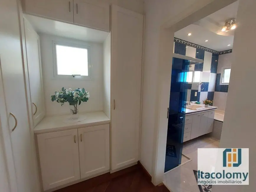 Foto 8 de Casa de Condomínio com 4 quartos para alugar, 600m2 em Santana De Parnaiba - SP