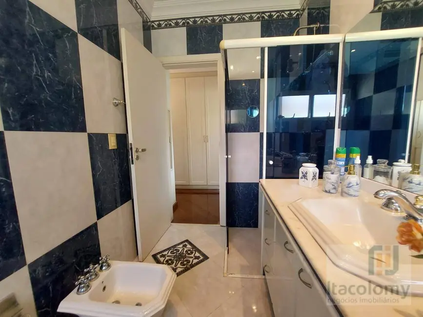 Foto 7 de Casa de Condomínio com 4 quartos para alugar, 600m2 em Santana De Parnaiba - SP