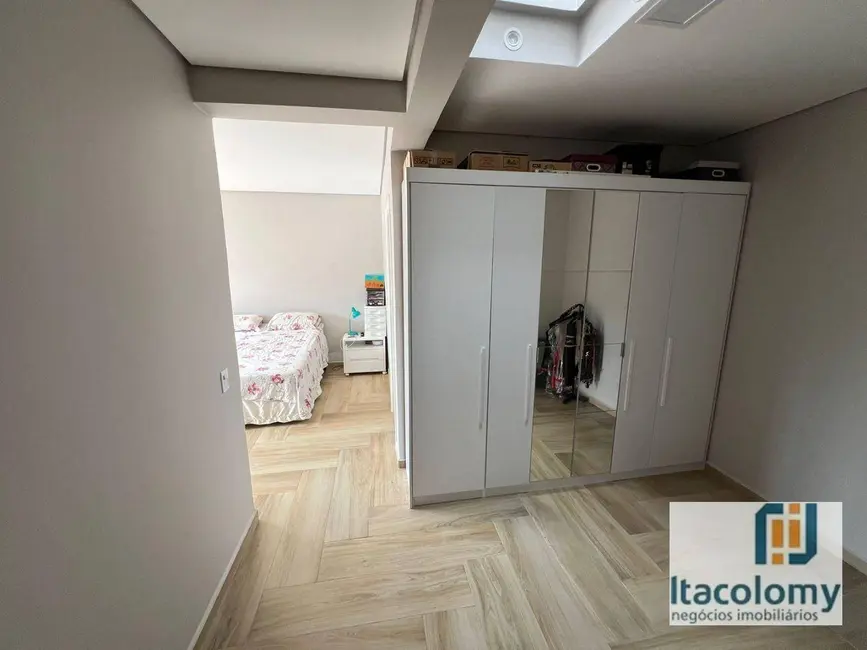 Foto 8 de Casa de Condomínio com 3 quartos à venda, 400m2 em Santana De Parnaiba - SP