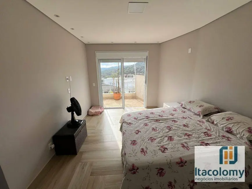 Foto 9 de Casa de Condomínio com 3 quartos à venda, 400m2 em Santana De Parnaiba - SP