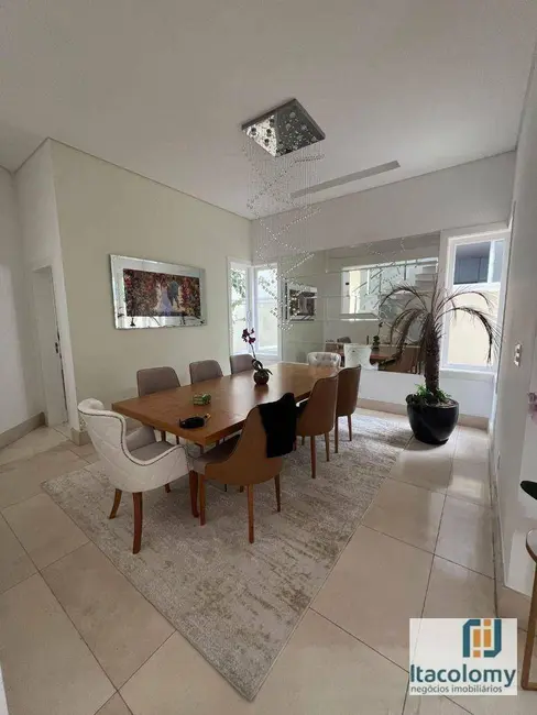 Foto 3 de Casa de Condomínio com 4 quartos à venda, 420m2 em Santana De Parnaiba - SP