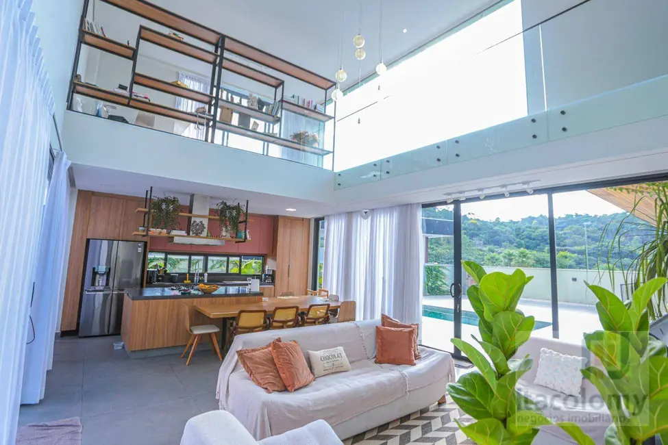 Foto 8 de Casa de Condomínio com 4 quartos à venda e para alugar, 574m2 em Colinas da Anhangüera, Santana De Parnaiba - SP