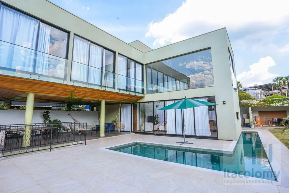 Foto 2 de Casa de Condomínio com 4 quartos à venda e para alugar, 574m2 em Colinas da Anhangüera, Santana De Parnaiba - SP