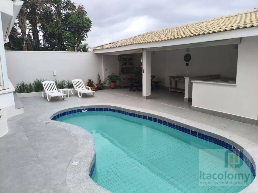 Casa de Condomínio com 3 quartos para alugar, 360m2 em Santana De Parnaiba - SP - imagem 6 Foto 6 de Casa de Condomínio com 3 quartos para alugar, 360m2 em Santana De Parnaiba - SP