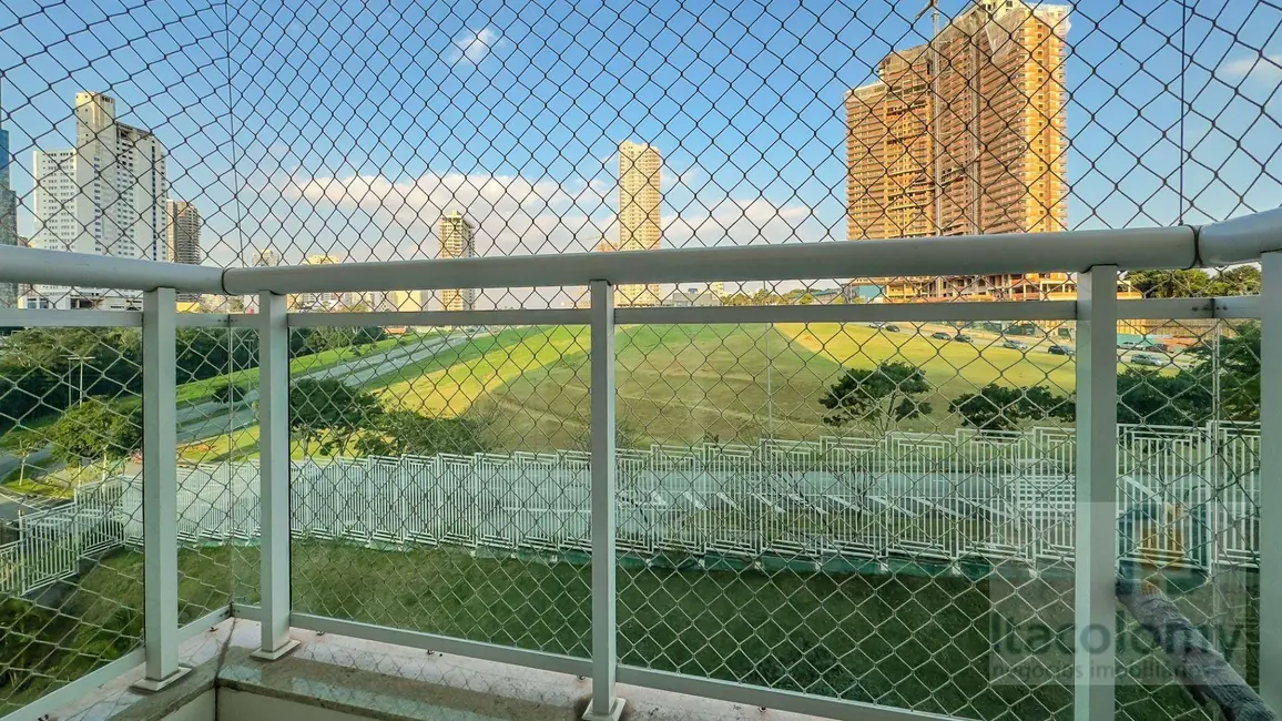 Foto 8 de Apartamento com 3 quartos à venda, 178m2 em Barueri - SP