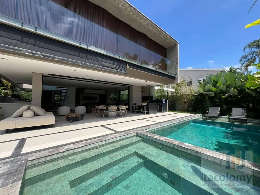 Casa de Condomínio com 4 quartos à venda, 560m2 em Barueri - SP - imagem 9 Foto 9 de Casa de Condomínio com 4 quartos à venda, 560m2 em Barueri - SP