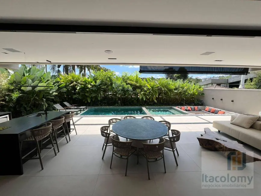 Casa de Condomínio com 4 quartos à venda, 560m2 em Barueri - SP - imagem 7 Foto 7 de Casa de Condomínio com 4 quartos à venda, 560m2 em Barueri - SP